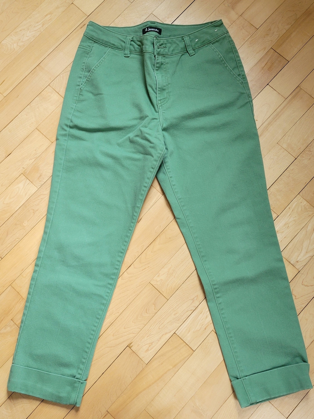 D.jeans Green Crop-Style Pants, Size 10